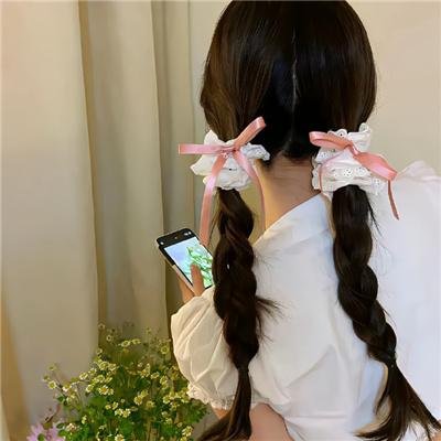 有些女孩这样做